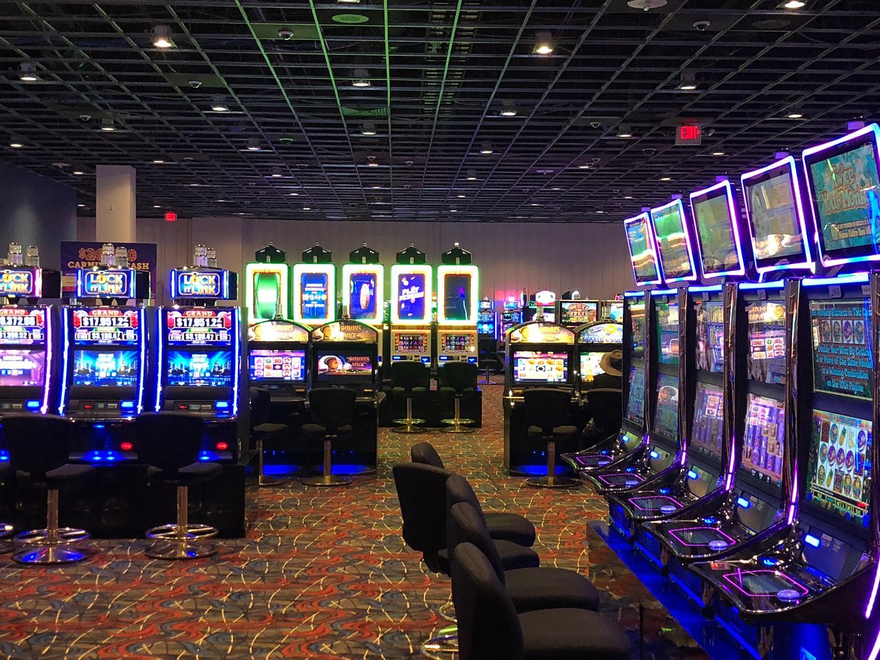 Review of Royal River Casino & Hotel in Sisseton | South Dakota Casinos